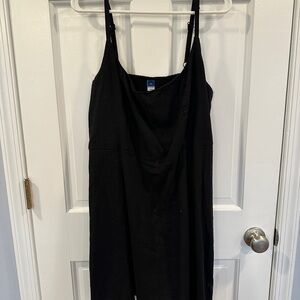 Black Sleeveless Dress